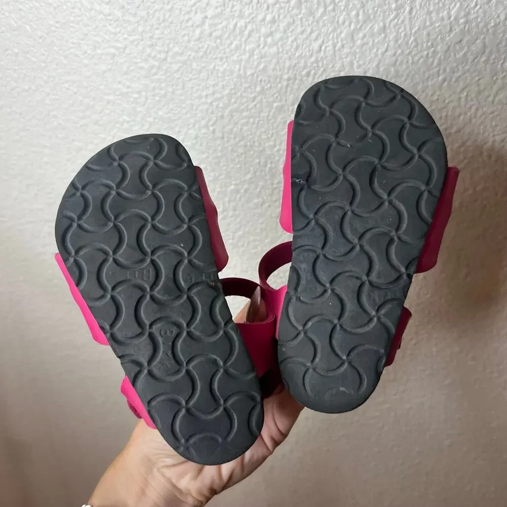 Birkenstock Rio sandals in pink and black sole 25 / C7